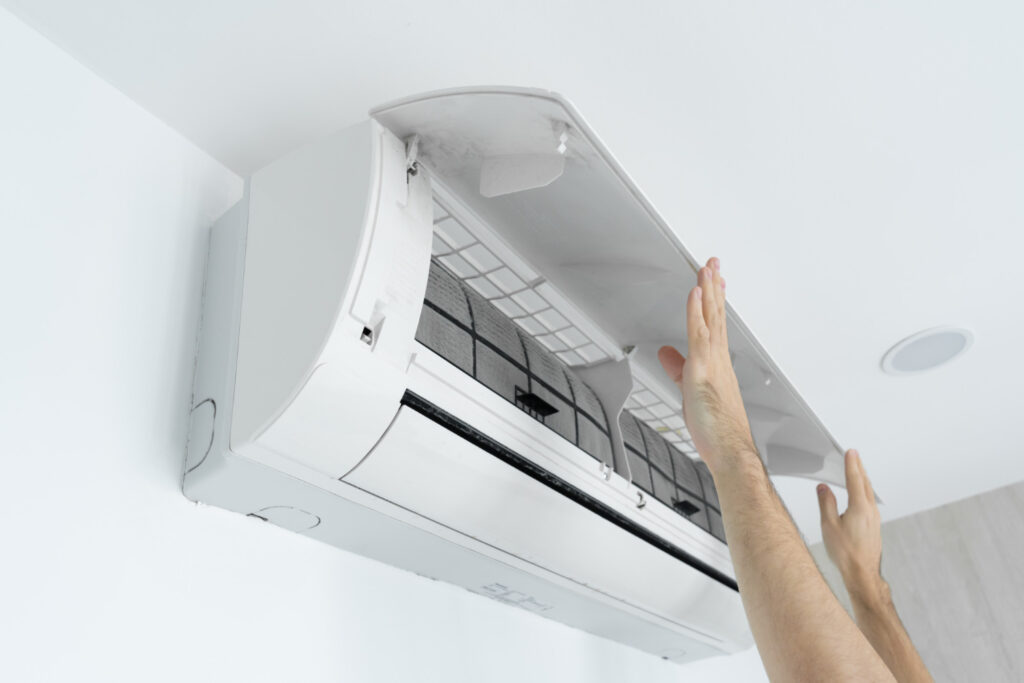Understanding Air Filter Impact on Your Delano Home's Indoor Air Quality 1 dirty air filter of ac